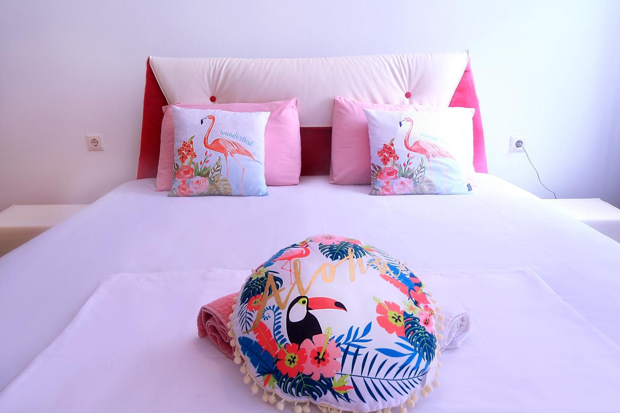 Private Apartment With Parking And Pool Balcsik Kültér fotó