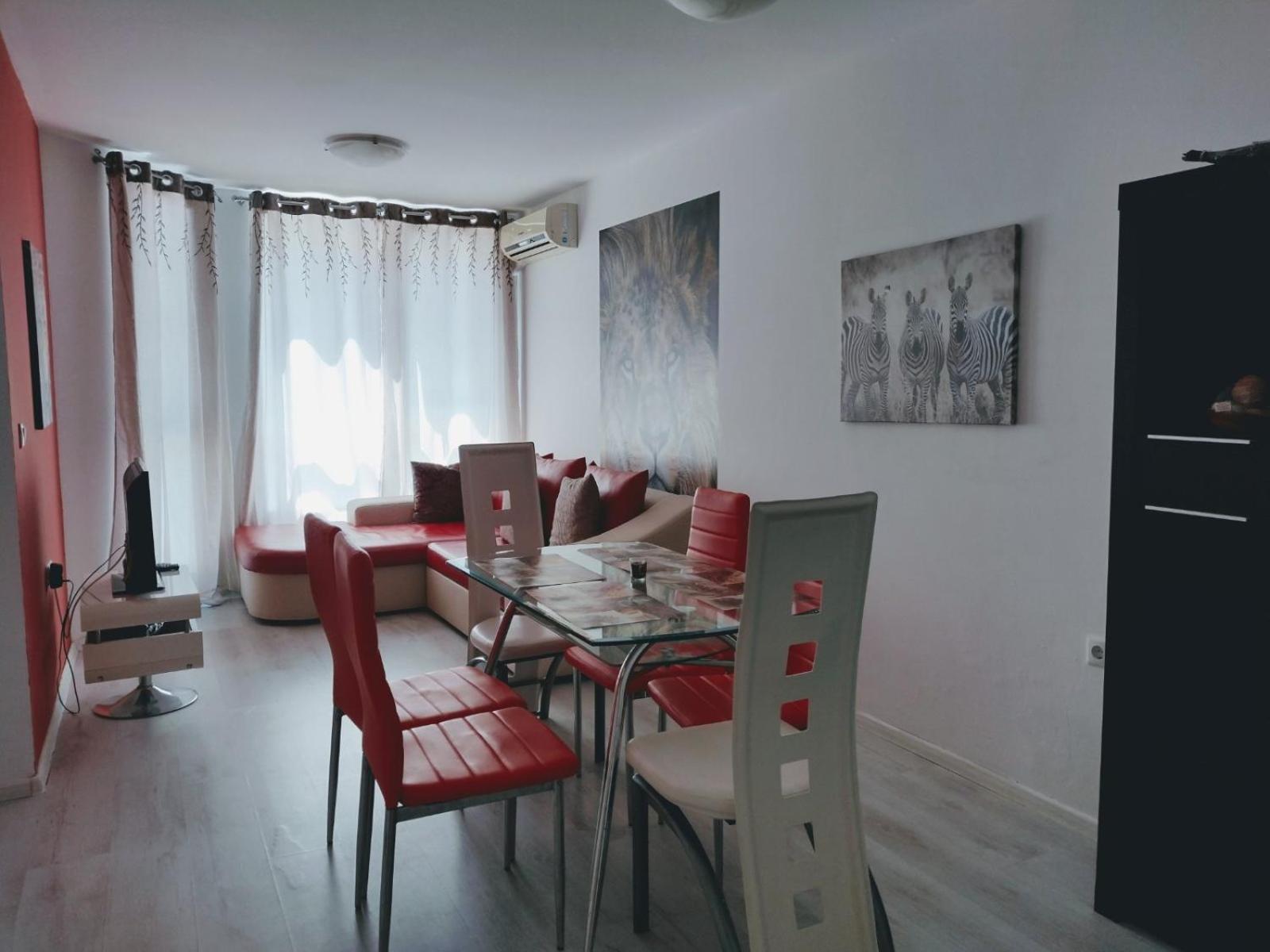 Private Apartment With Parking And Pool Balcsik Kültér fotó
